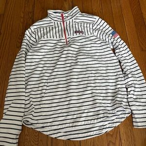 Stripped Vineyard Vines Sweatshirt. Size small